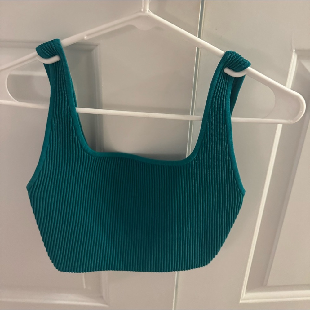 Aritiza top